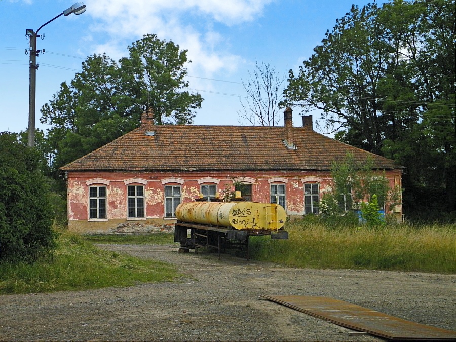 P2256577