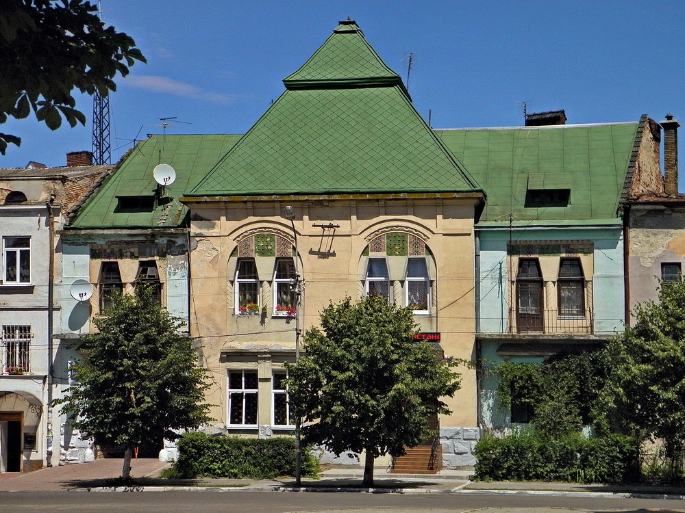 Український модерн у Кам'янці-Бузькій