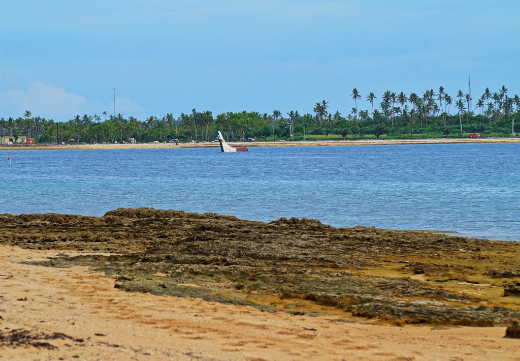Острів Пангаїмоту (Pangaimotu island)