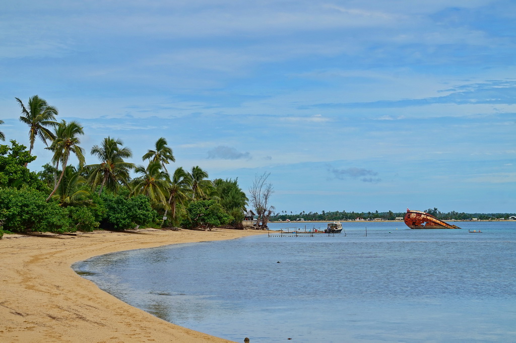 Острів Пангаїмоту (Pangaimotu island)