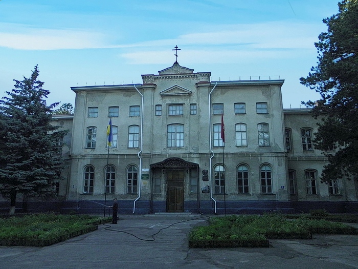 Олександрівська чоловіча гімназія Пансіон Учбовий корпус.JPG
