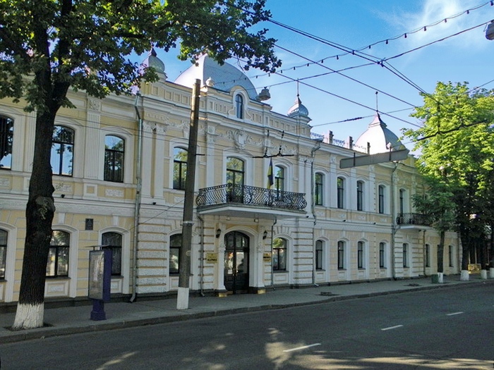 Дворянське зібрання 1.JPG
